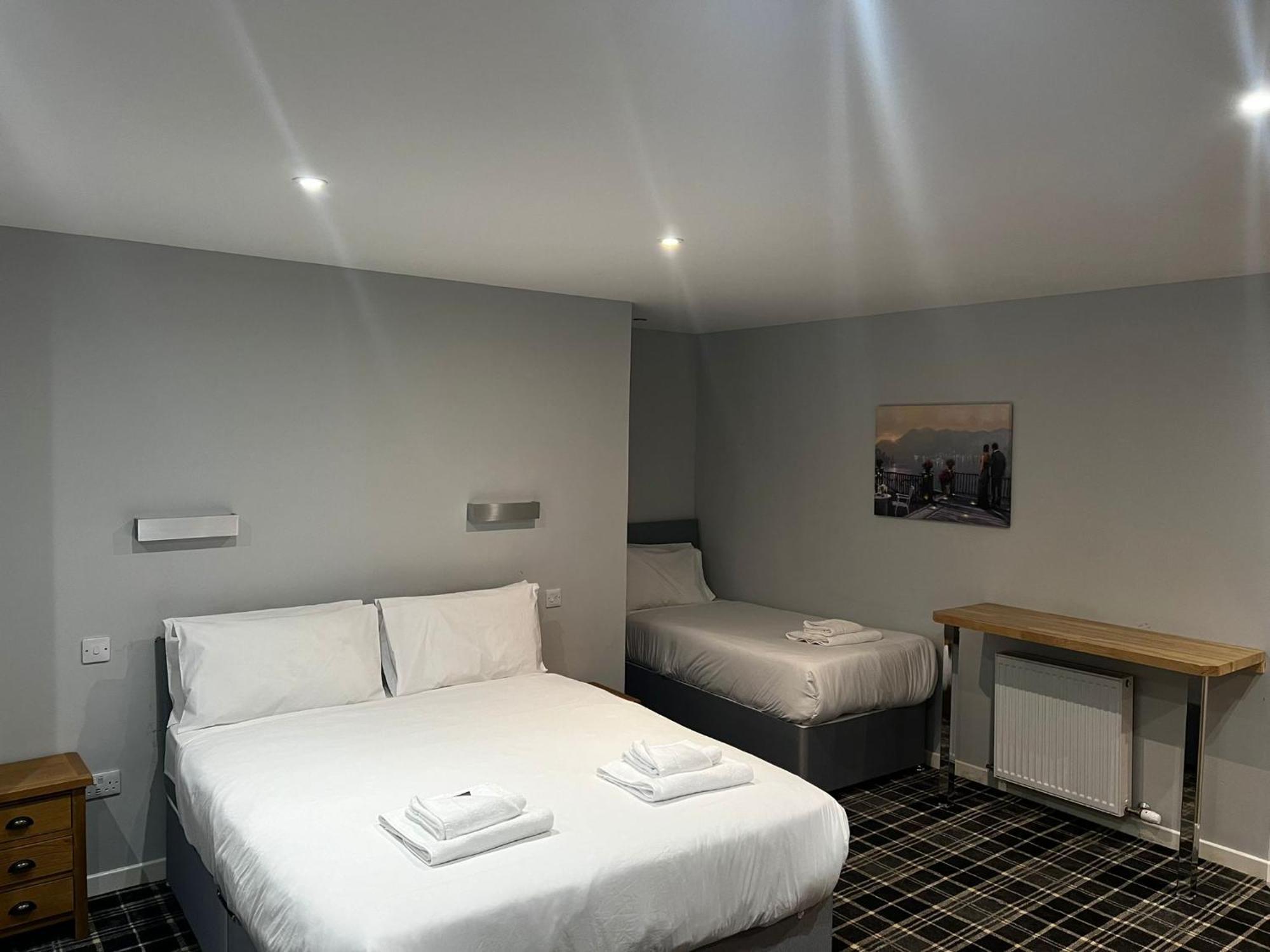 Crown Hotel & Bar Inverness Dış mekan fotoğraf