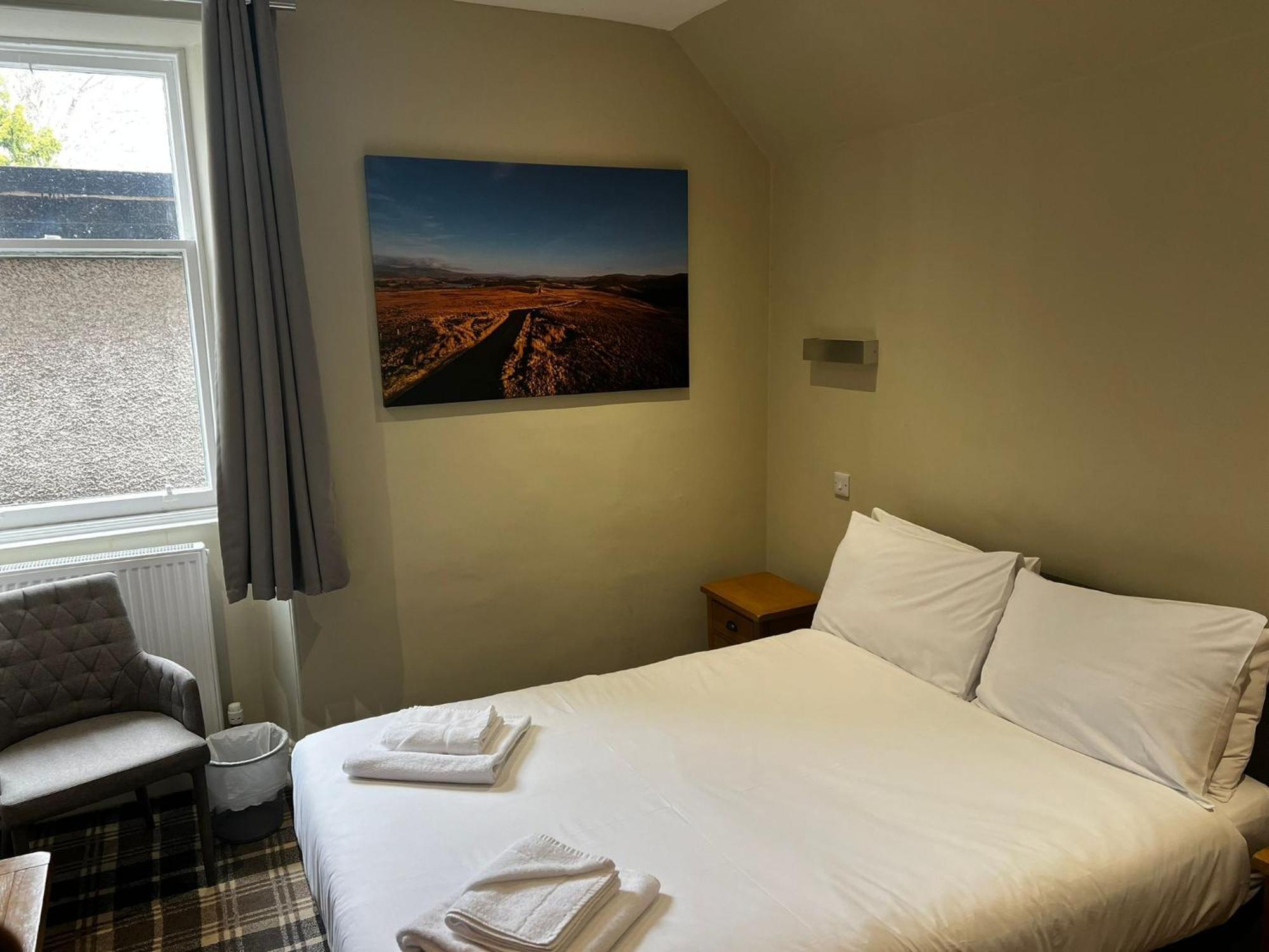 Crown Hotel & Bar Inverness Dış mekan fotoğraf