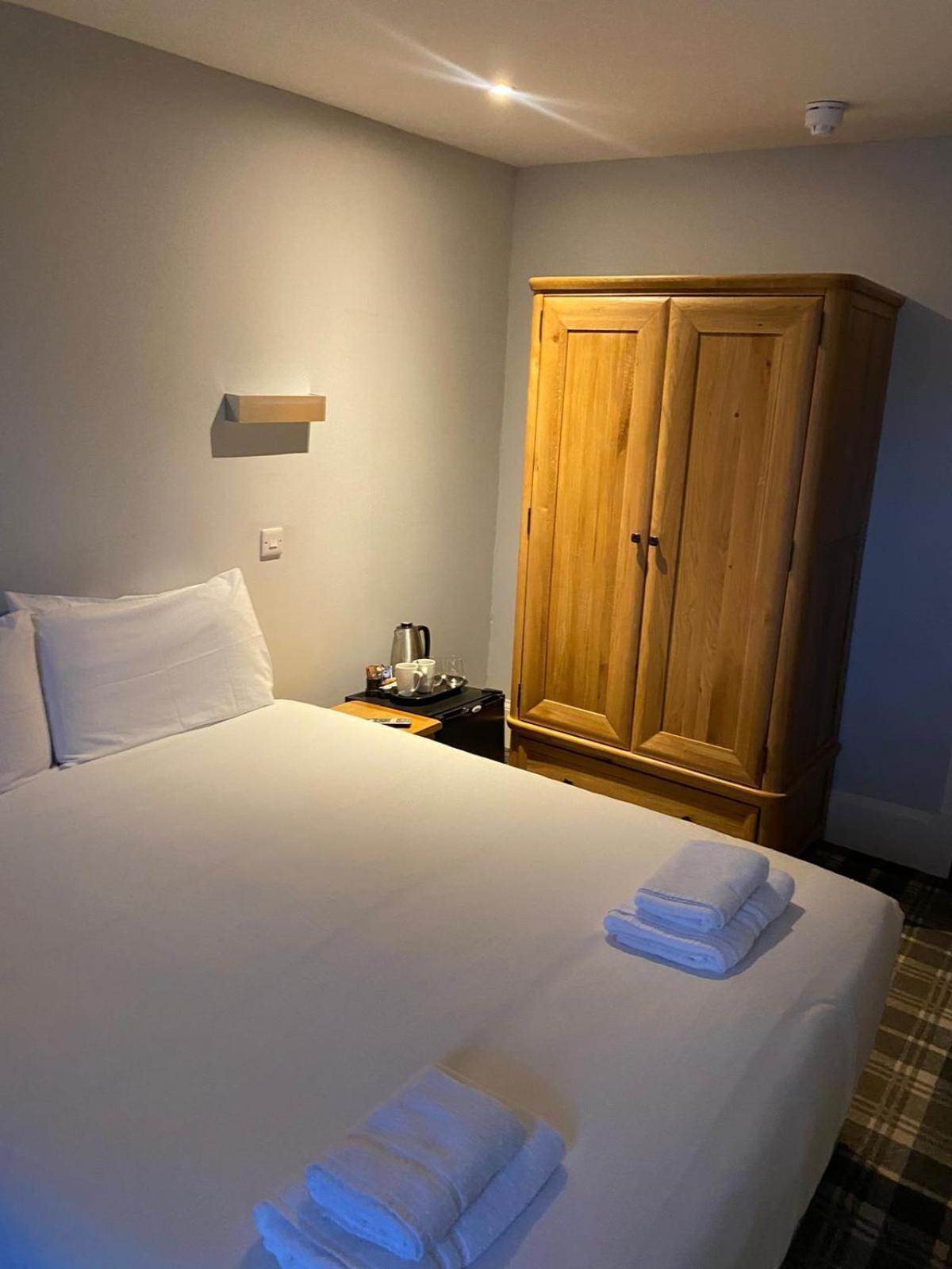 Crown Hotel & Bar Inverness Dış mekan fotoğraf