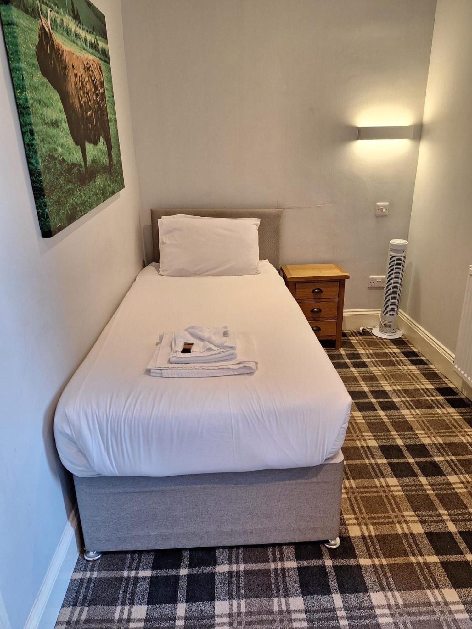 Crown Hotel & Bar Inverness Dış mekan fotoğraf