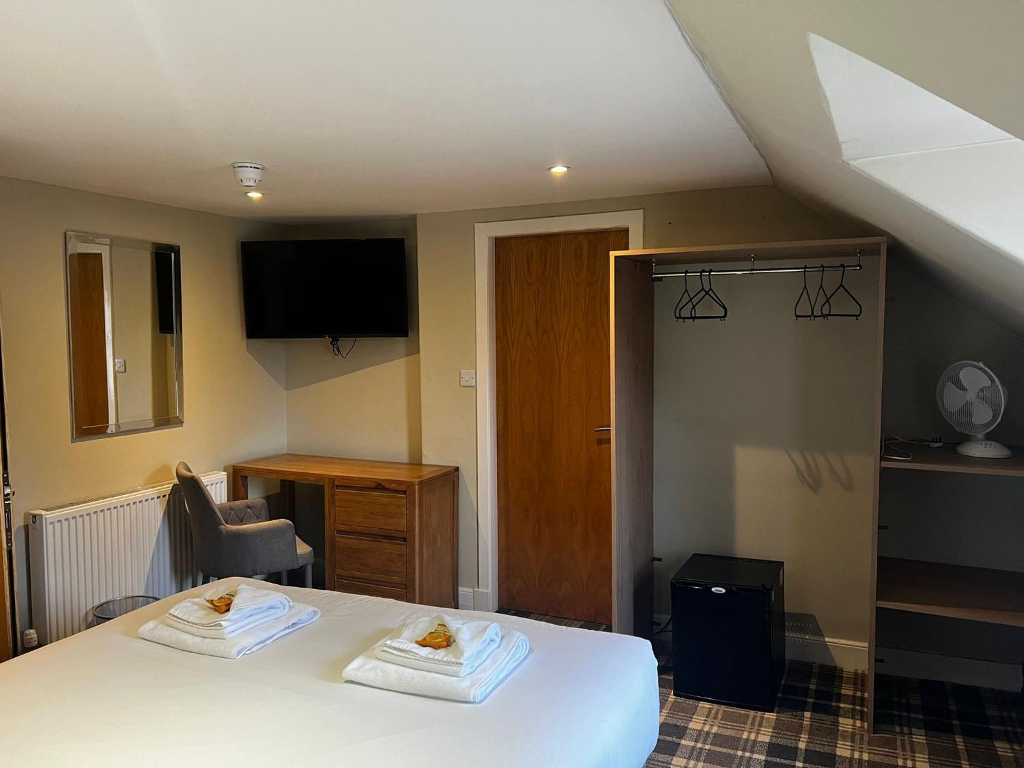 Crown Hotel & Bar Inverness Dış mekan fotoğraf